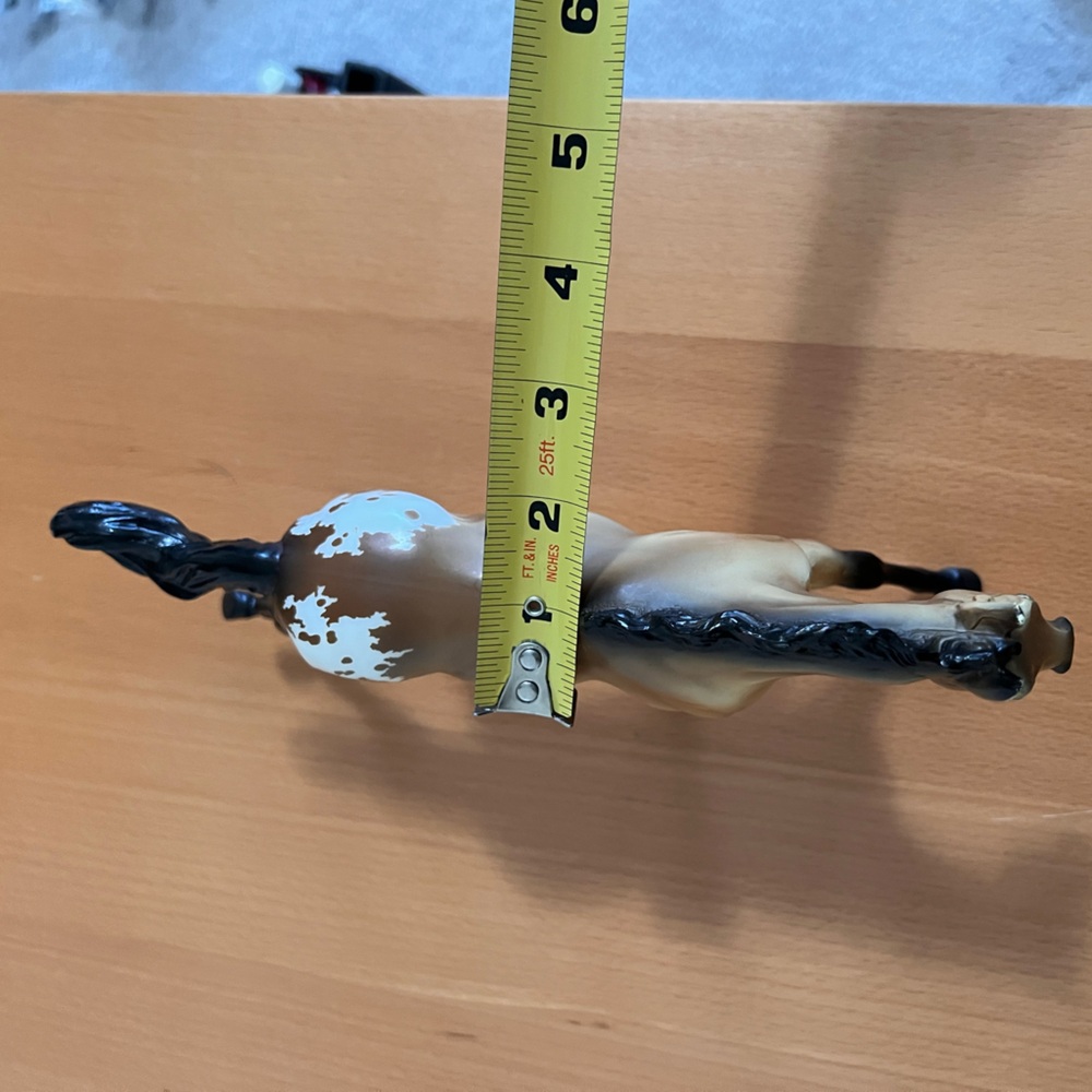 Breyer Brown and Black Horse Action Figure - Picture 10 of 10